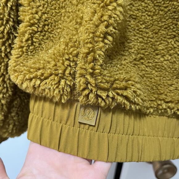 Lululemon Womens Reversible Sherpa Fleece Hooded Jacket Size 12 Gold Spice RARE - Picture 10 of 11